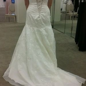 David's Bridal Dresses - David's Bridal Corset Back Wedding Dress David's Bridal Dresses - David's Bridal Corset Back Wedding Dress